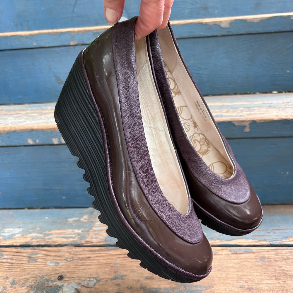 FLY LONDON Platform Heel